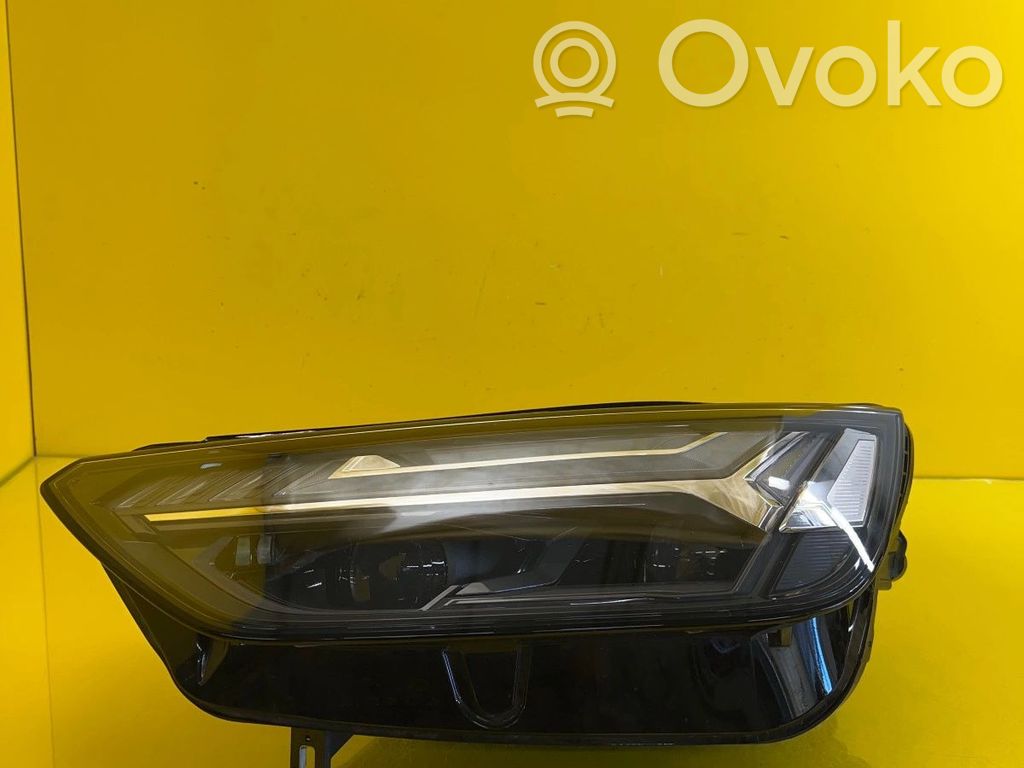 Audi Q5 SQ5 FY Lampa przednia 