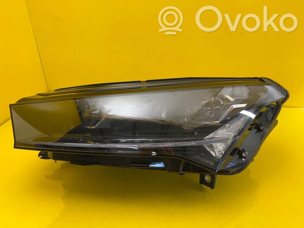 Skoda Enyaq iV Lampa przednia 