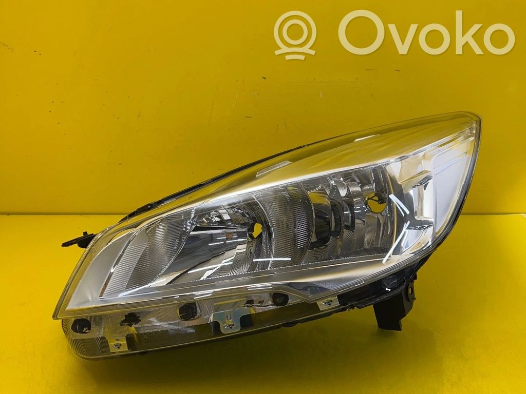 Ford Kuga II Headlight/headlamp 
