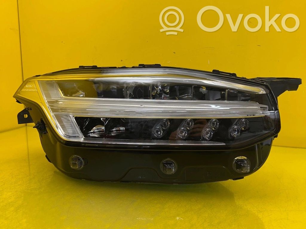 Volvo XC90 Scheinwerfer 