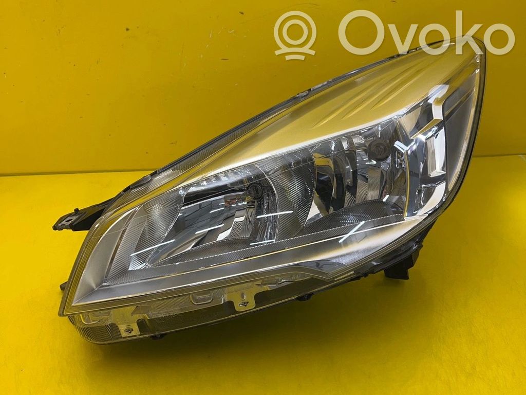 Ford Kuga II Headlight/headlamp 
