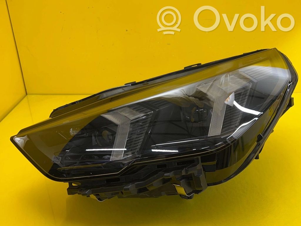 BMW X1 U11 Scheinwerfer 