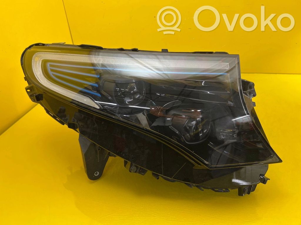Mercedes-Benz EQC Lampa przednia 