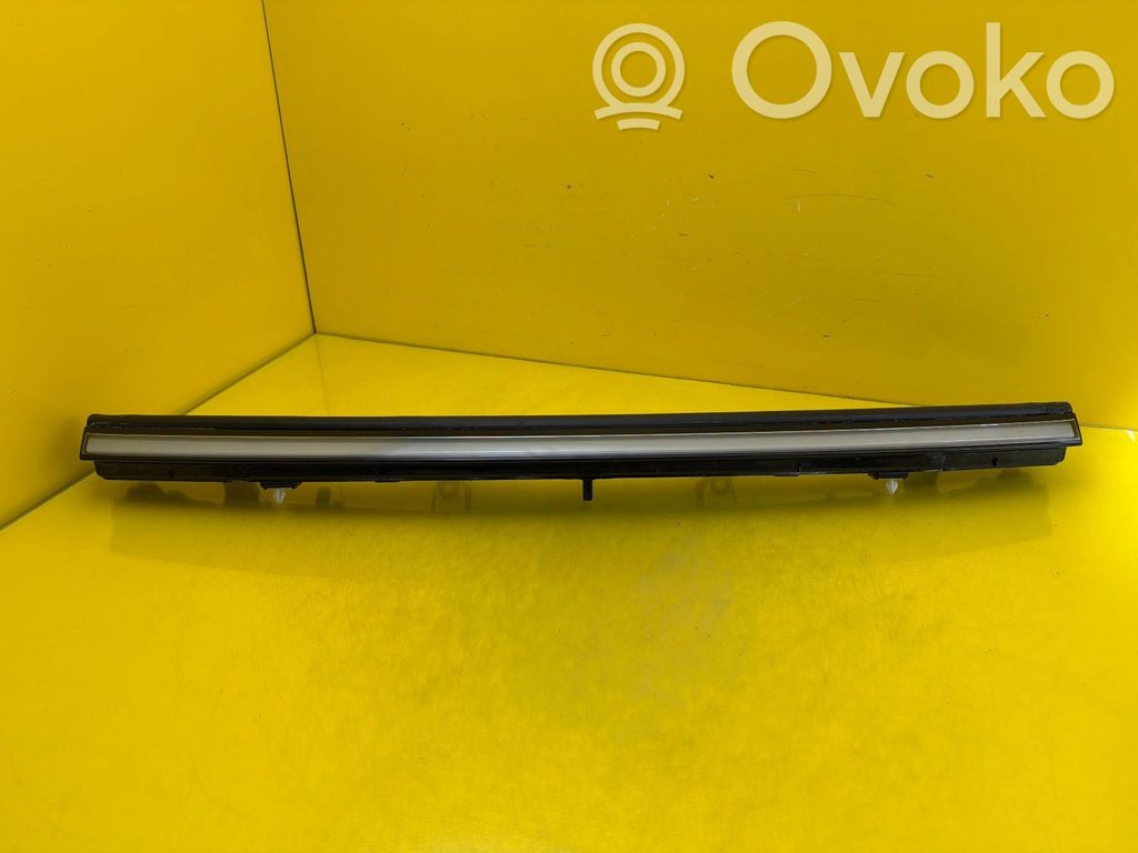 Tesla Model Y Lampa LED do jazdy dziennej 