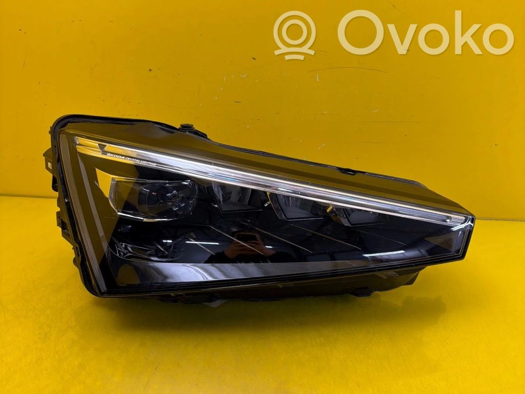 Skoda Scala Lampa przednia 