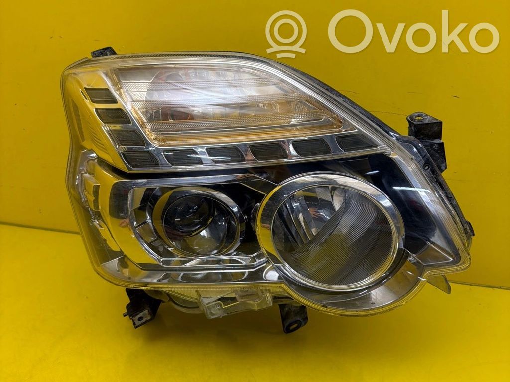 Nissan X-Trail T31 Etu-/Ajovalo 