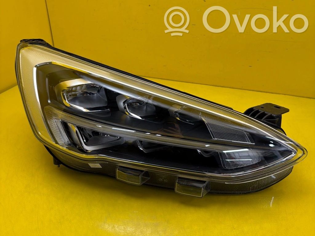 Ford Focus Headlight/headlamp 