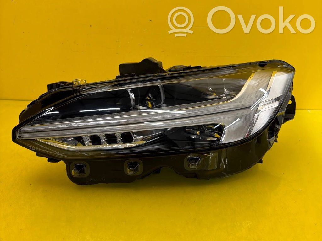 Volvo S90, V90 Faro/fanale 