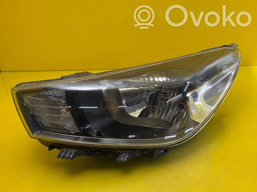KIA Rio Headlight/headlamp 