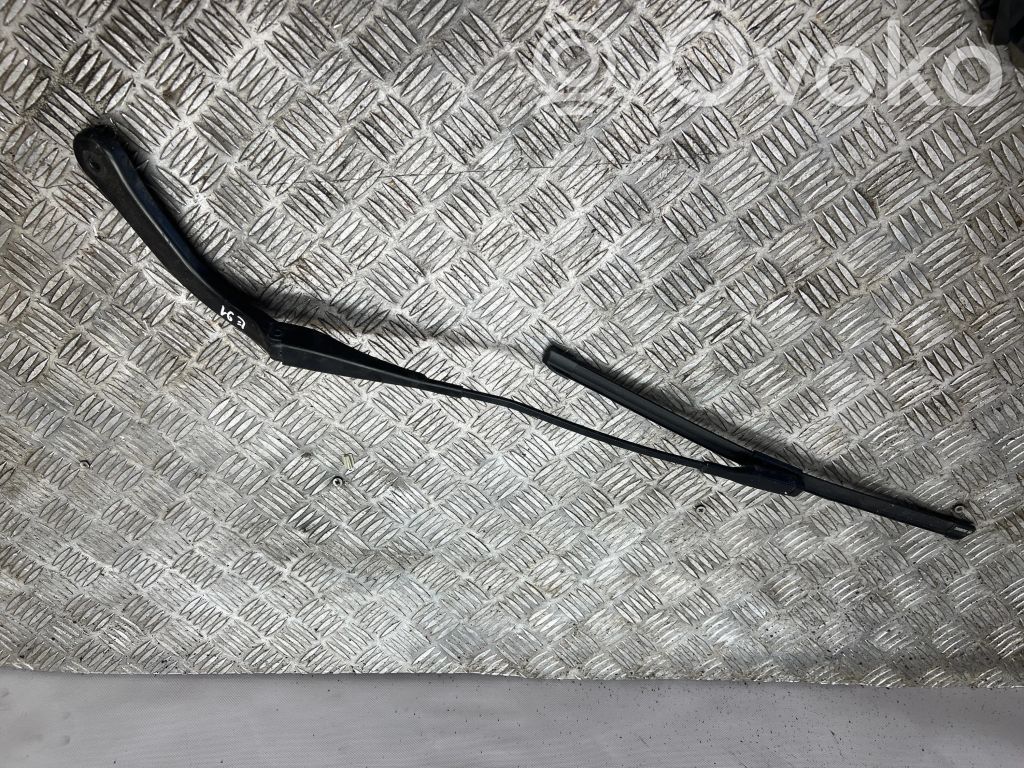 Front wiper blade arm   7253397