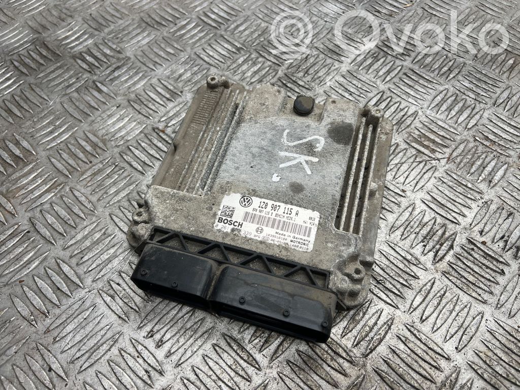 Skoda Octavia Mk2 (1Z) Engine control unit/module 