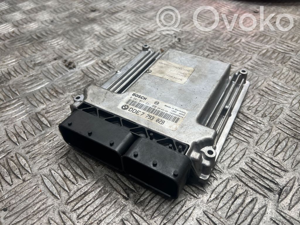 BMW 7 E65 E66 Engine control unit/module 