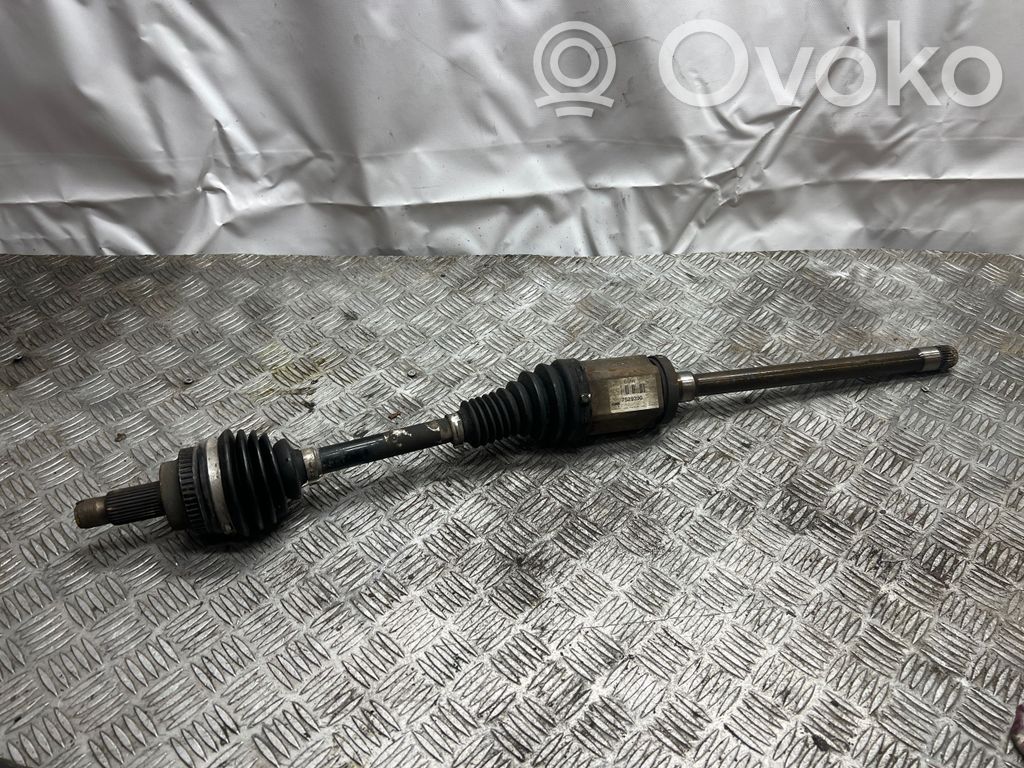 Front driveshaft   7529390