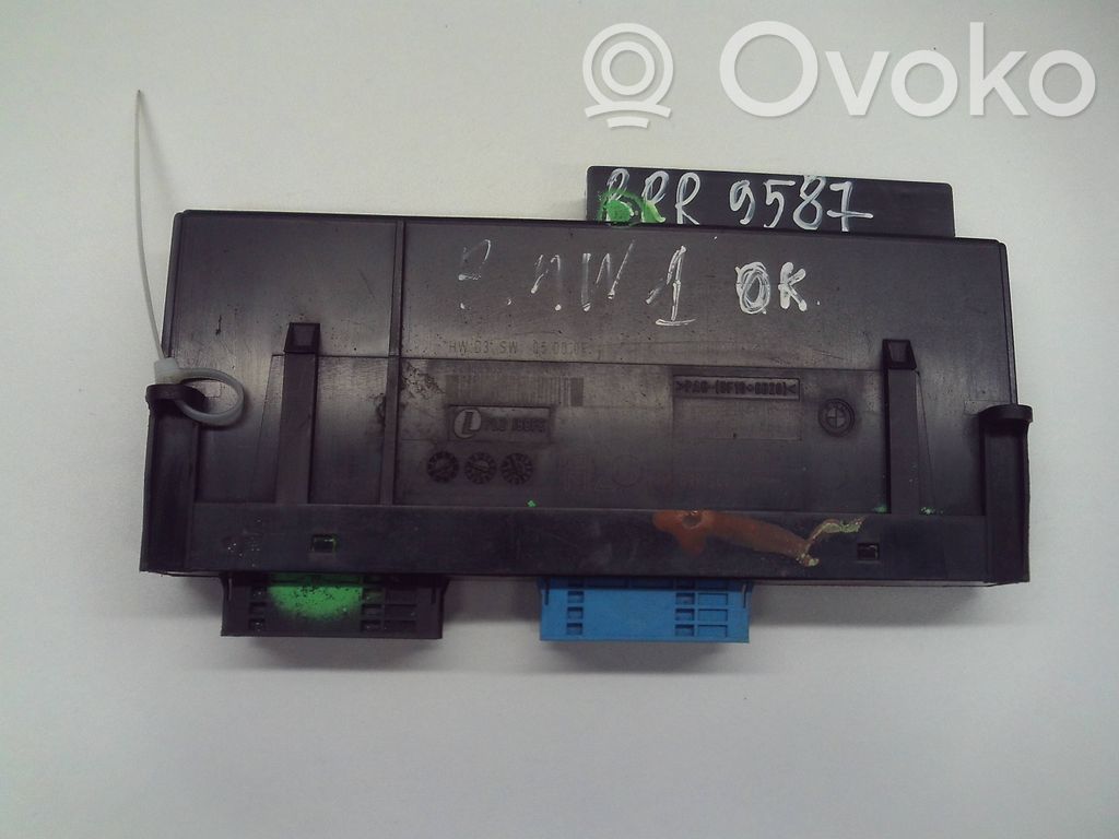 BMW X3 E83 Durvju vadības bloks 