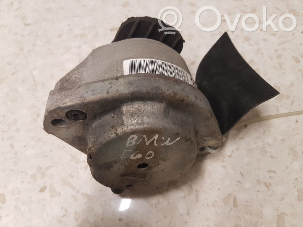 BMW 5 E60 E61 Engine mount bracket 