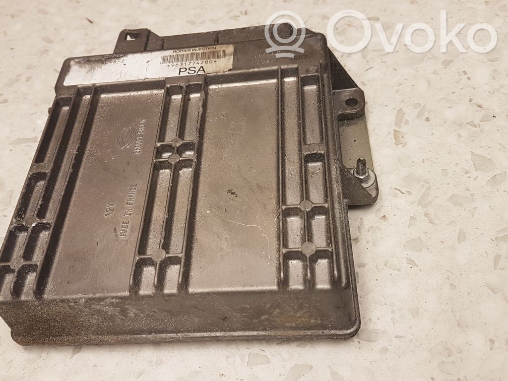 Citroen Xsara Picasso Engine control unit/module 