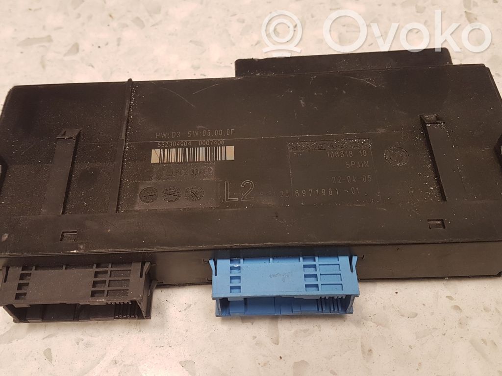 BMW 1 E81 E87 Module confort 