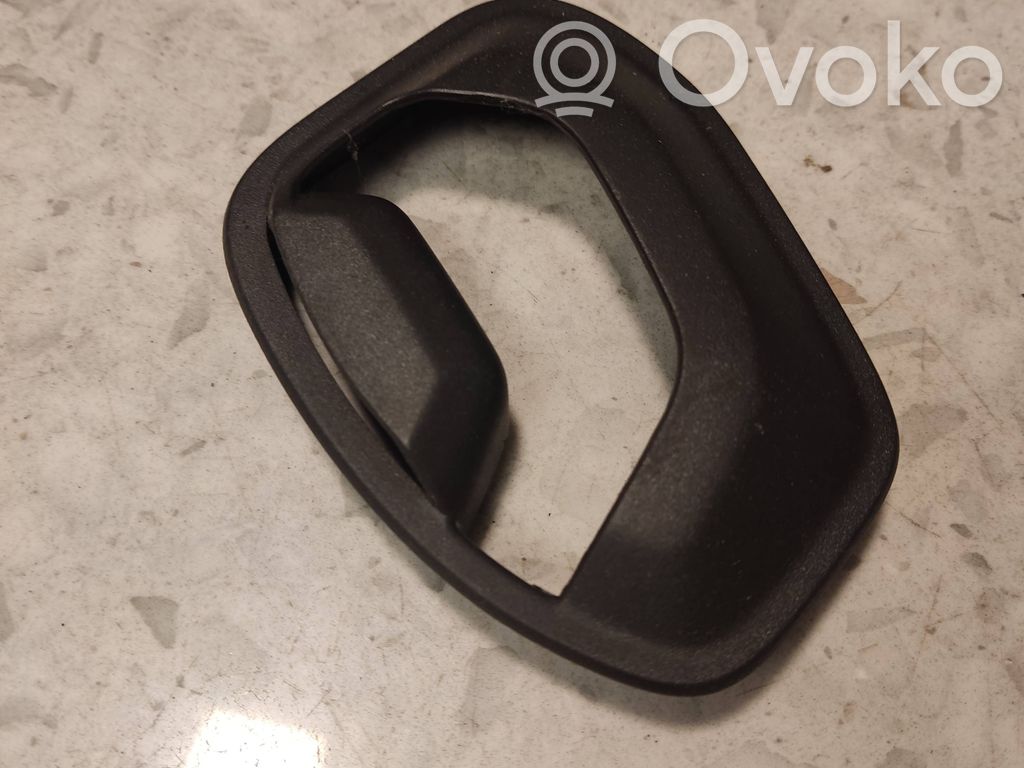 Volvo S80 Kita salono detalė 