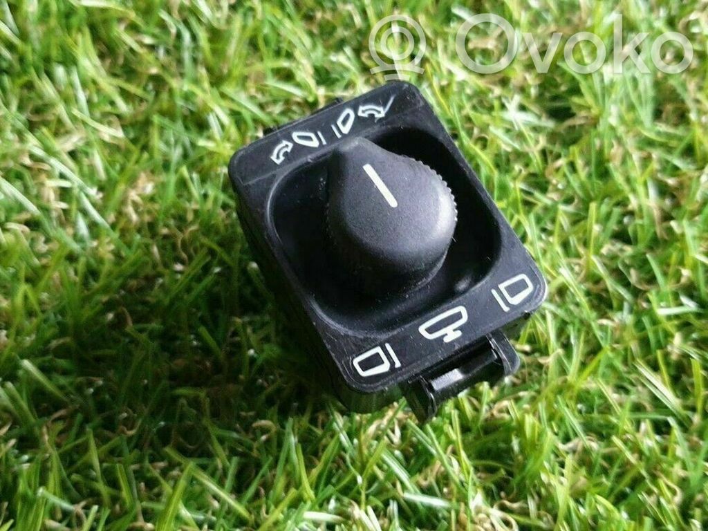 Mercedes-Benz S W140 Wing mirror switch 