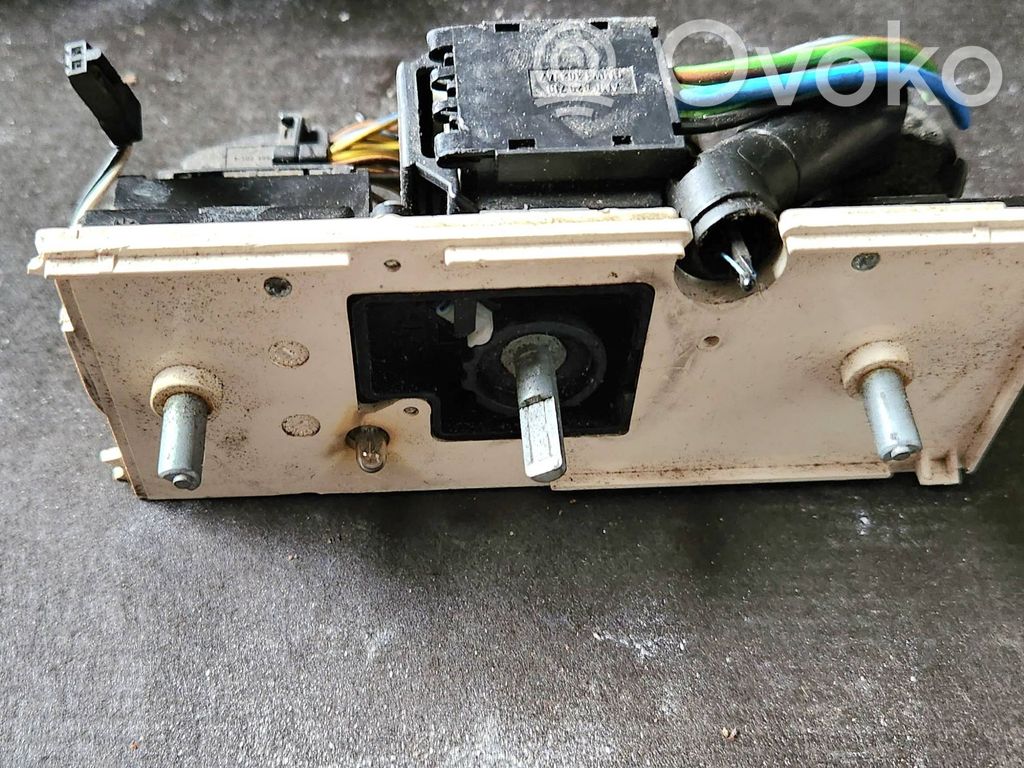Climate control unit   8351110