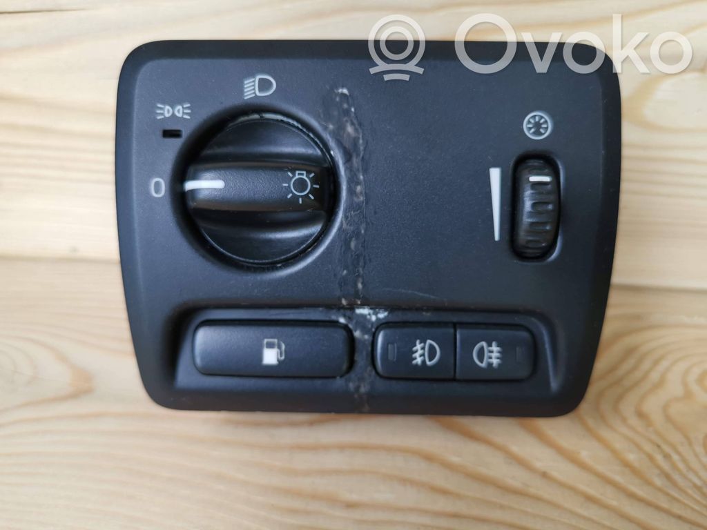 Light switch   8691753,03W194