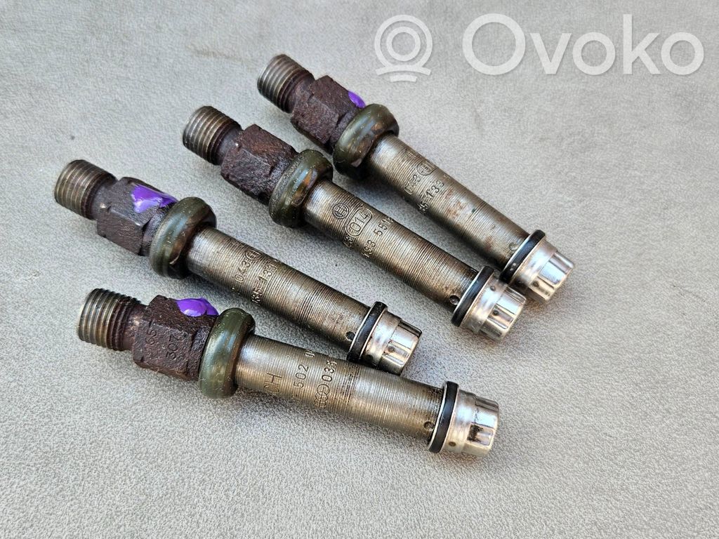 Audi 100 S4 C4 Inyector de combustible 