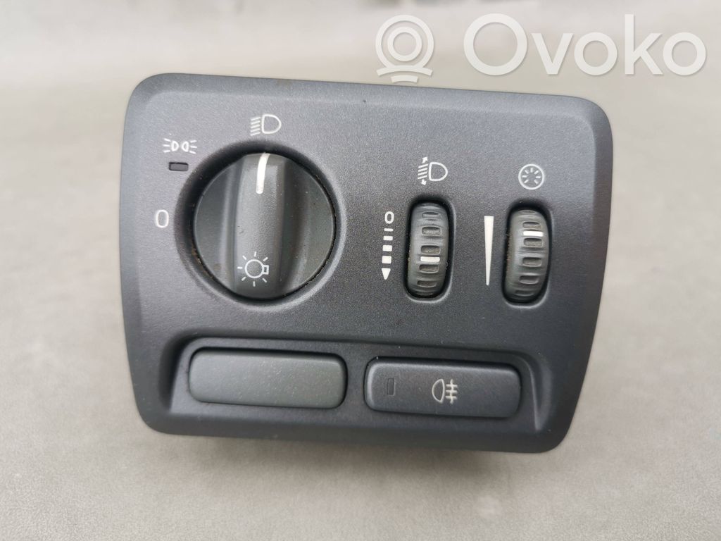 Volvo V70 Light switch 