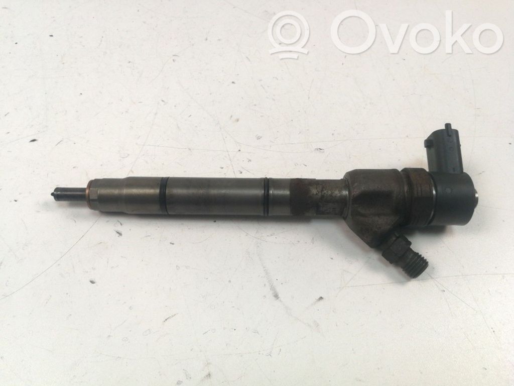 Fuel injector   338002A900,0445110320