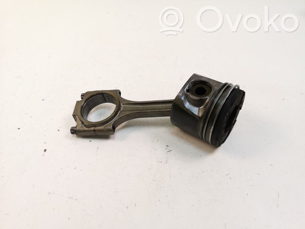 Piston