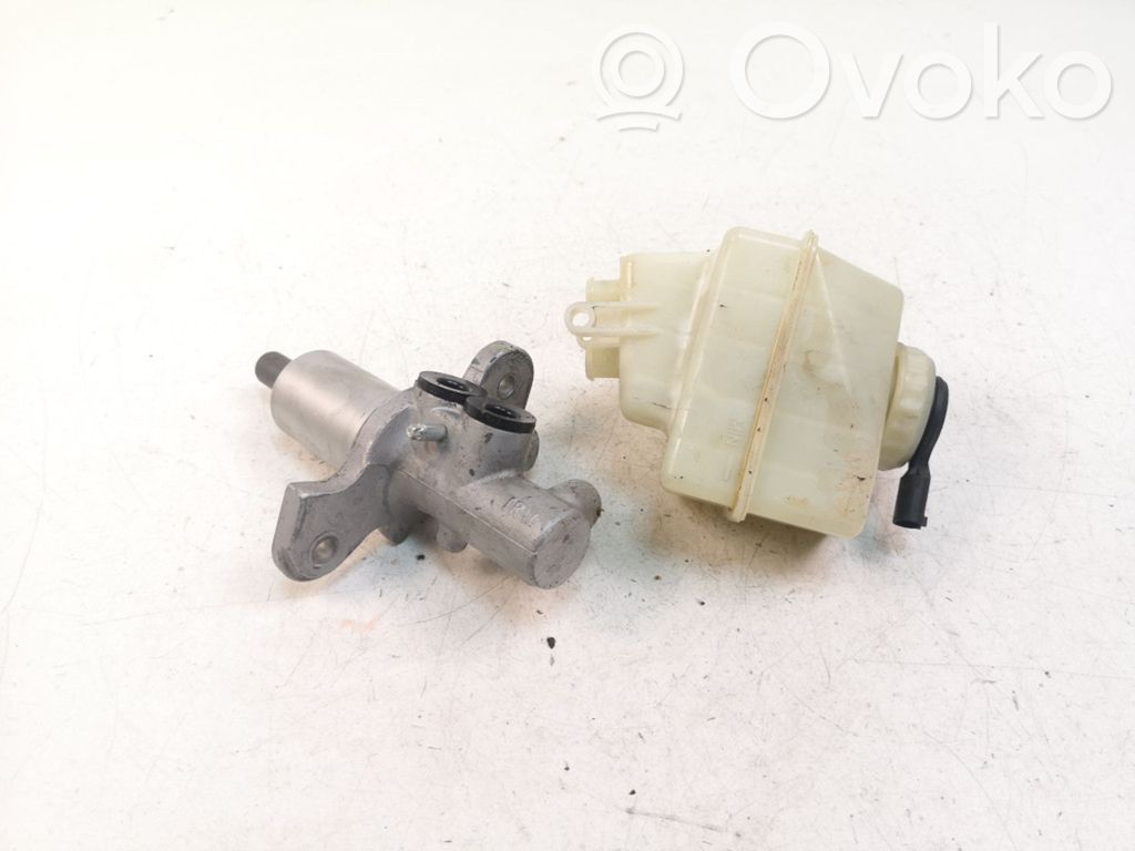 BMW X3 E83 Master brake cylinder 