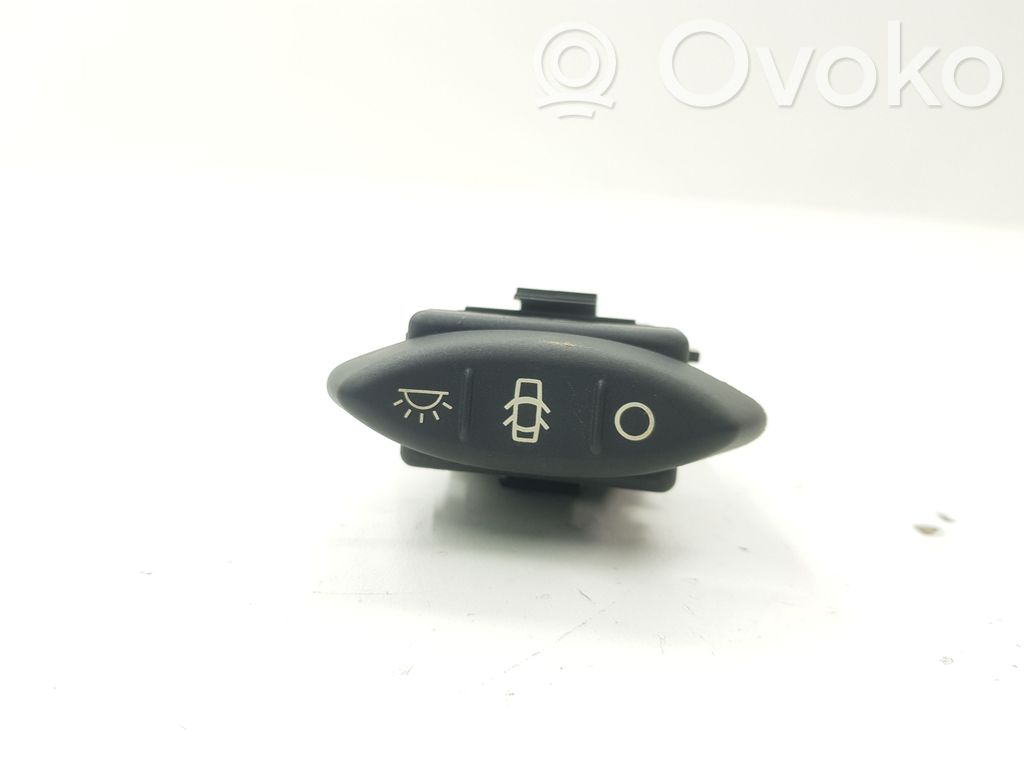 Interruttore luci interne   889220