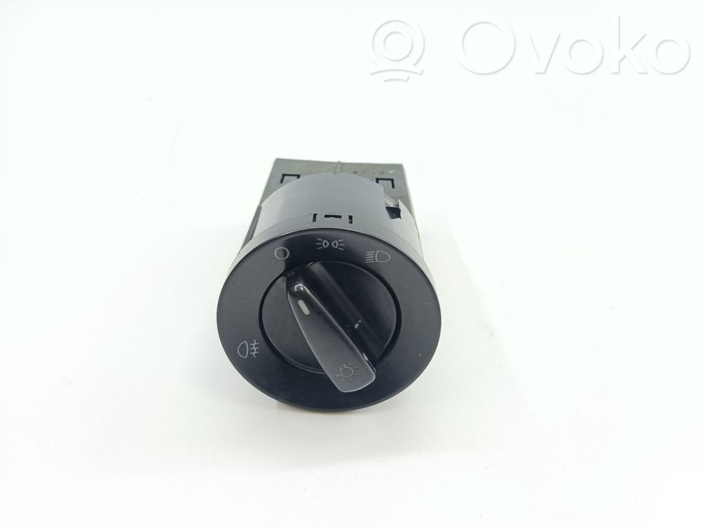 Volkswagen Golf IV Interruptor de luz 