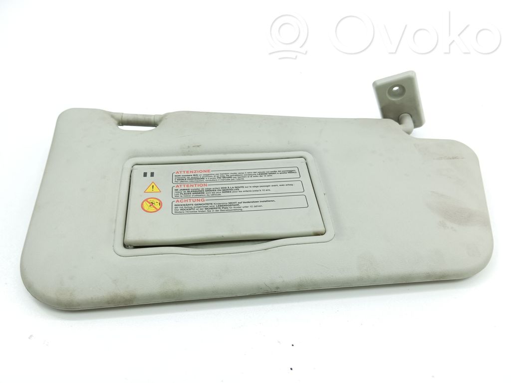 Sun visor