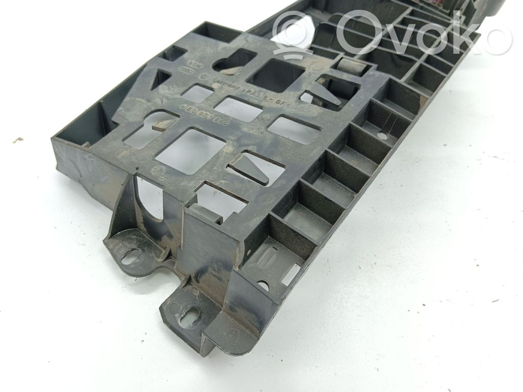 Audi A8 S8 D3 4E Fuse module 