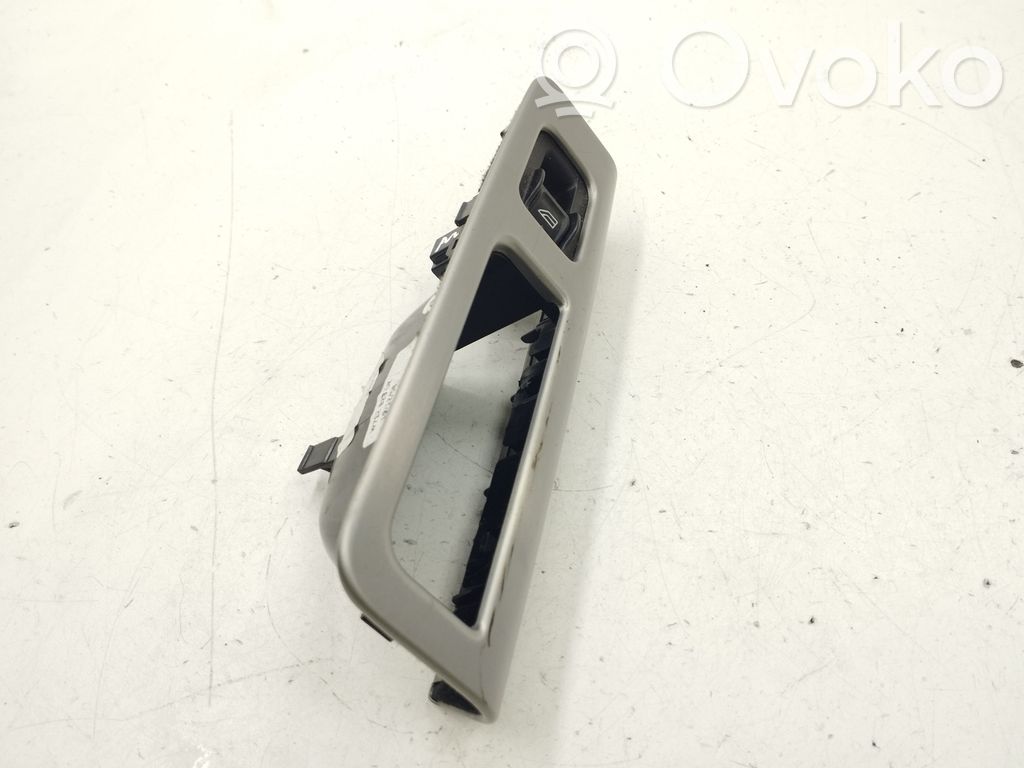 Electric window control switch   8663813,03453400