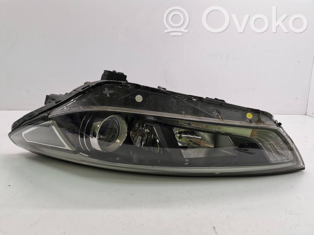 Hyundai Tucson TL Lampa przednia 