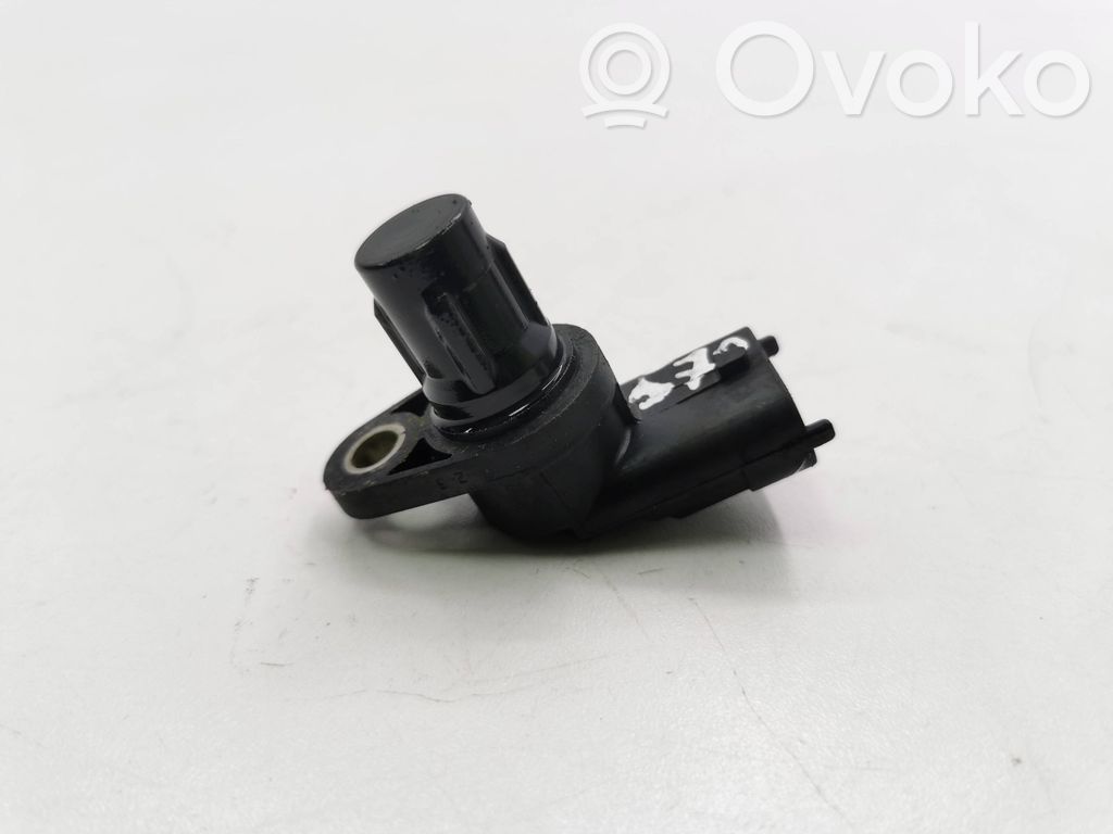 KIA Carens I Camshaft position sensor 