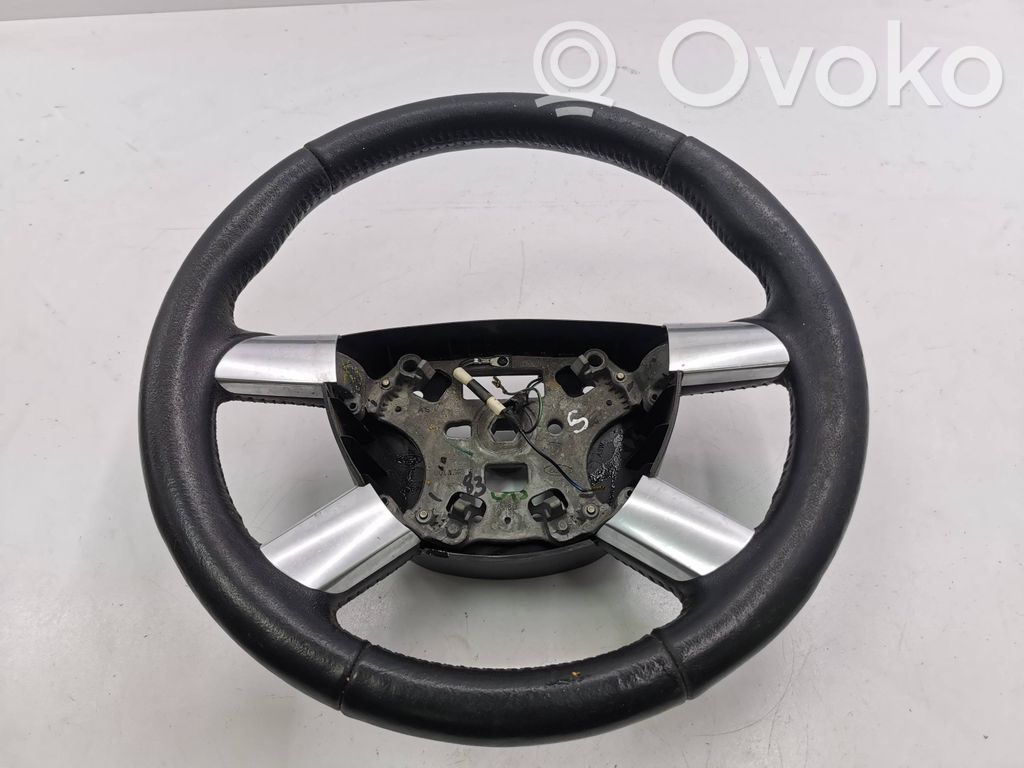 Ford Kuga I Stūre 