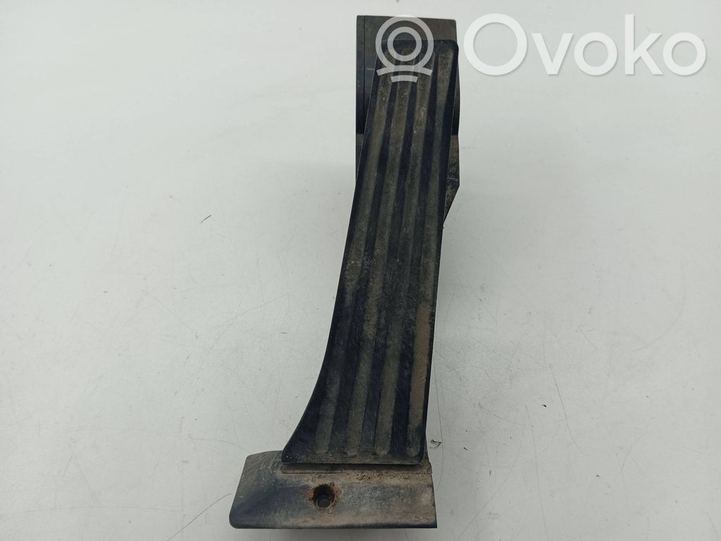 Accelerator throttle pedal   6766931,25916010,270804