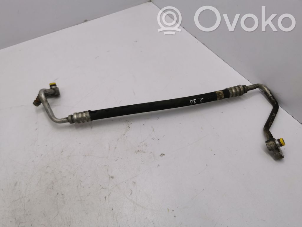 BMW X5 E53 Ilmastointilaitteen putki (A/C) 