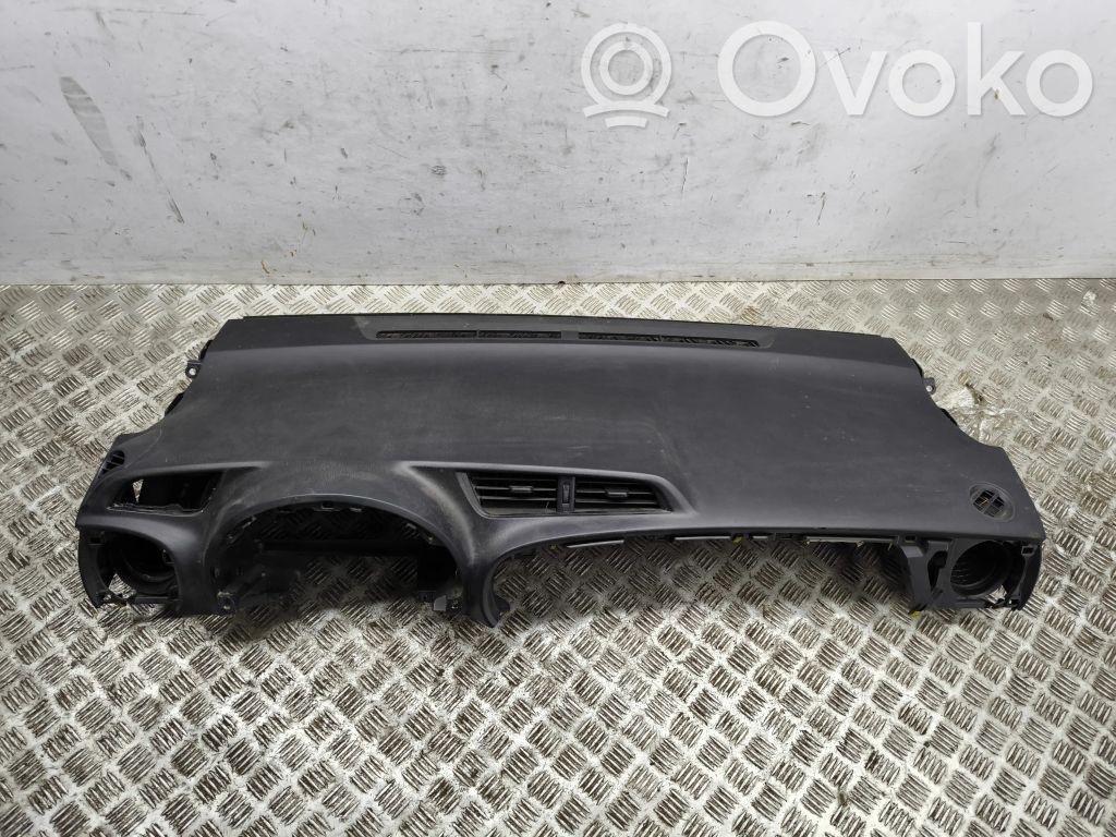 Toyota Yaris Deska rozdzielcza 