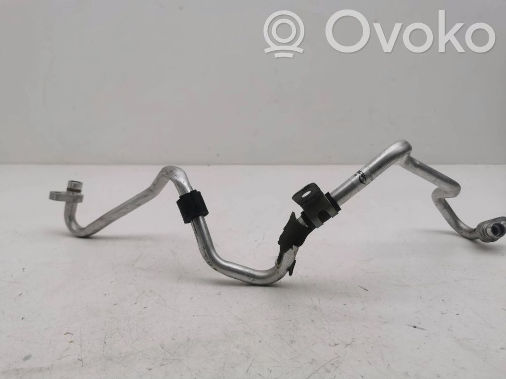 Renault Megane E-Tech Ilmastointilaitteen putki (A/C) 