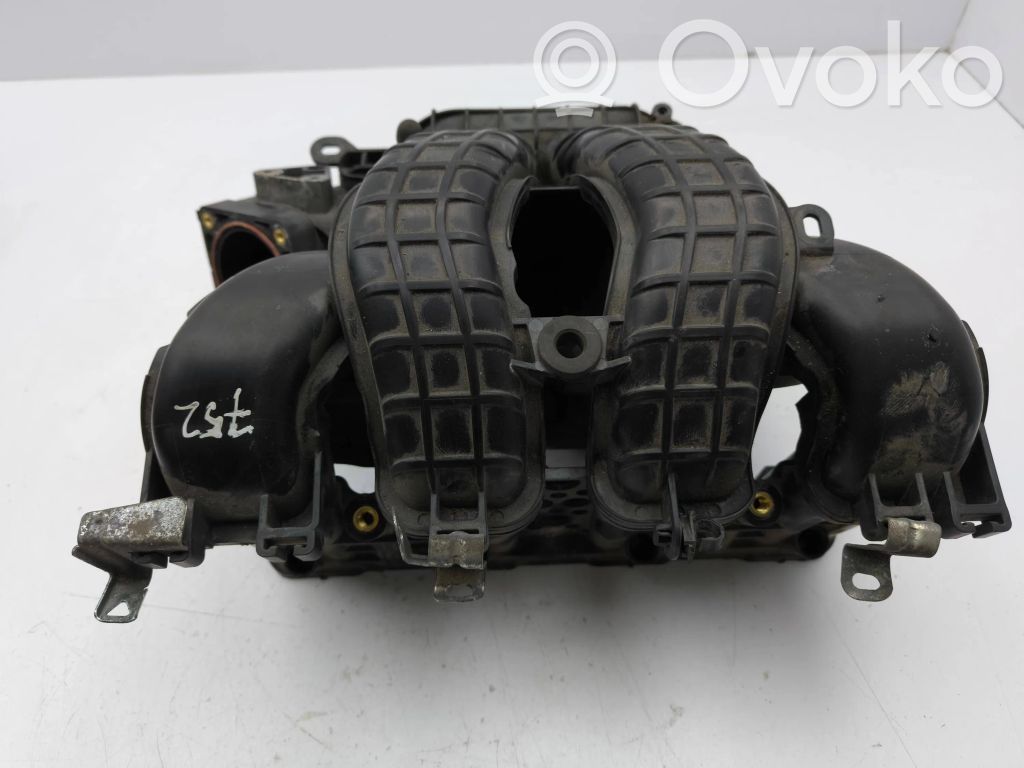 Mitsubishi Outlander Intake manifold 