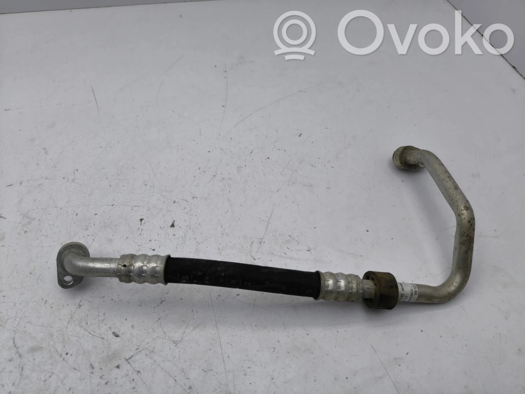 Ilmastointilaitteen putki (A/C)   9291270
