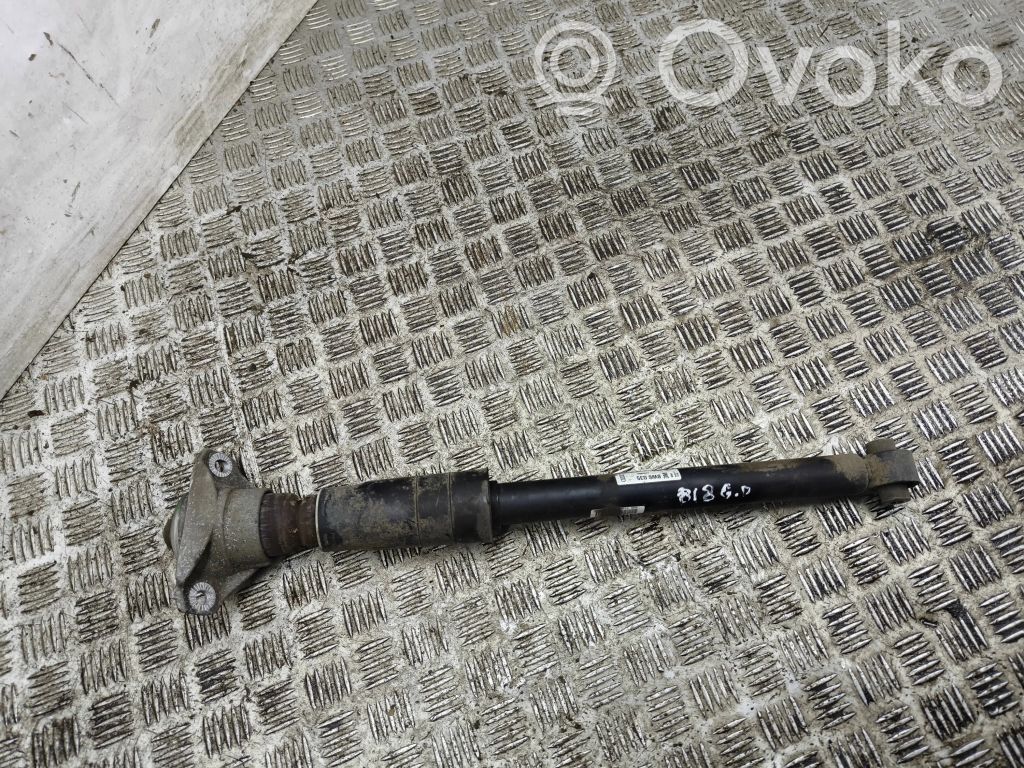 Audi A5 Stoßdämpfer hinten 