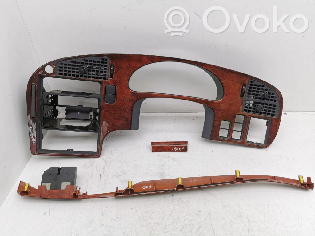 Interior decorative trim set