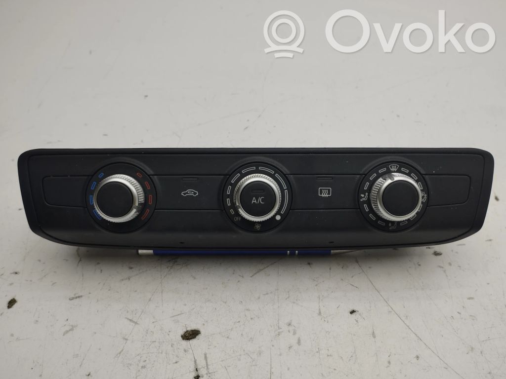 Audi A1 Climate control unit 