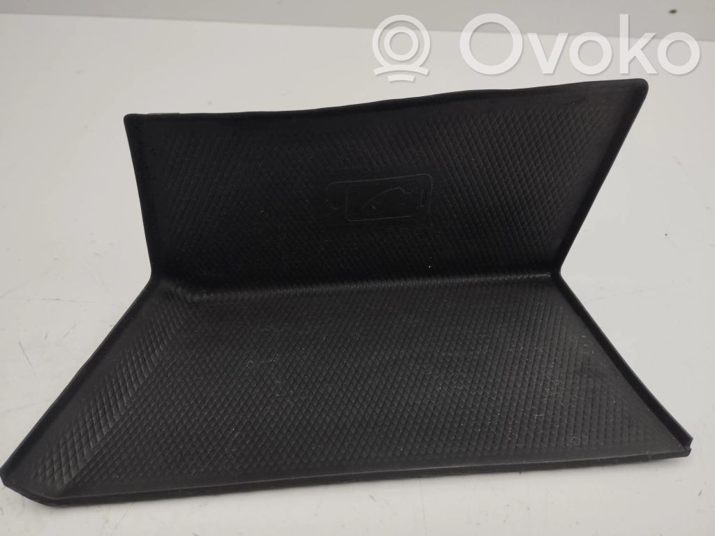 Volkswagen Golf VIII Tappetino cassetto/ripiano consolle centrale