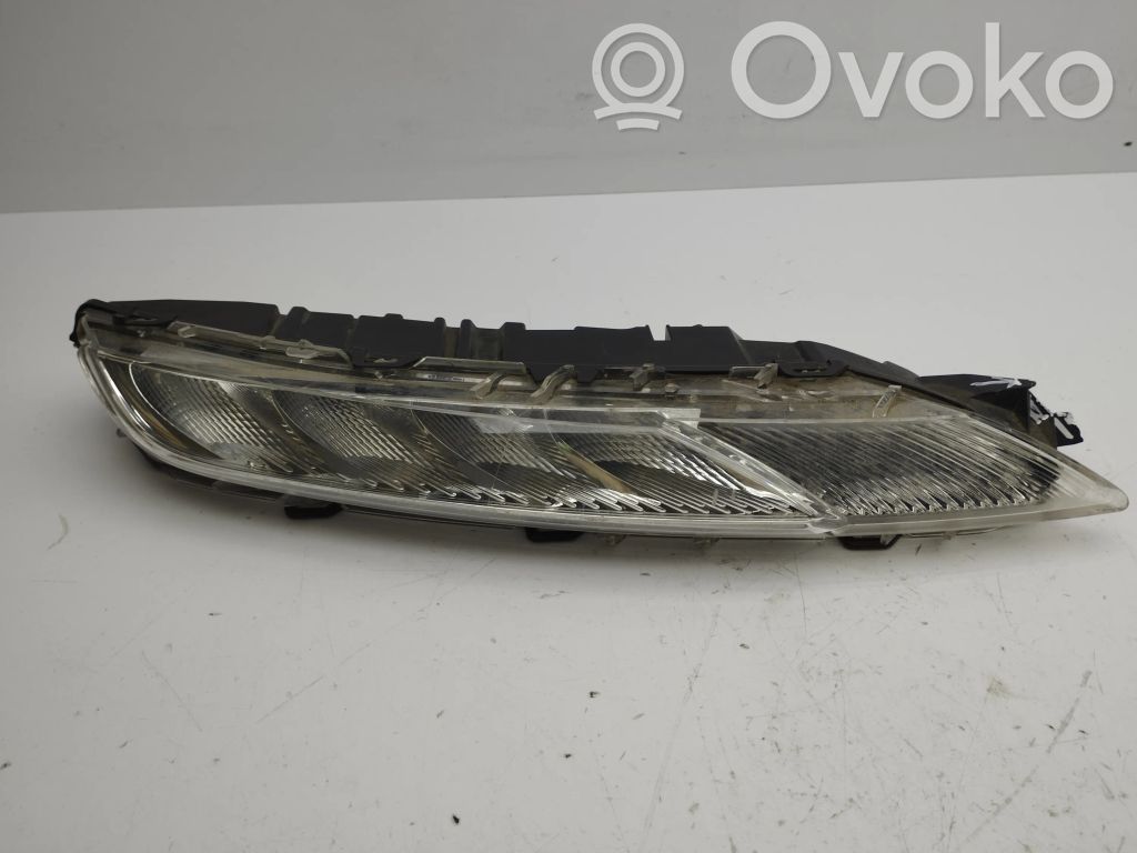 Citroen C4 II Picasso LED-Tagfahrscheinwerfer 