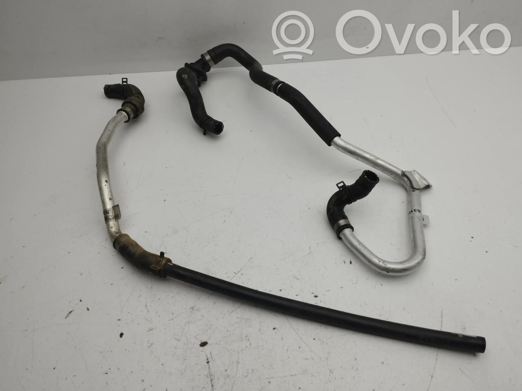 Mercedes-Benz E W213 Tubo flessibile del liquido di raffreddamento del motore